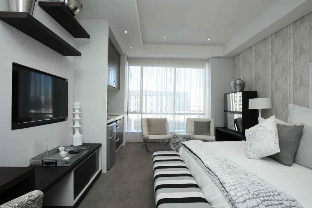Luxury @ Sandton Skye Johannesburg Exterior foto