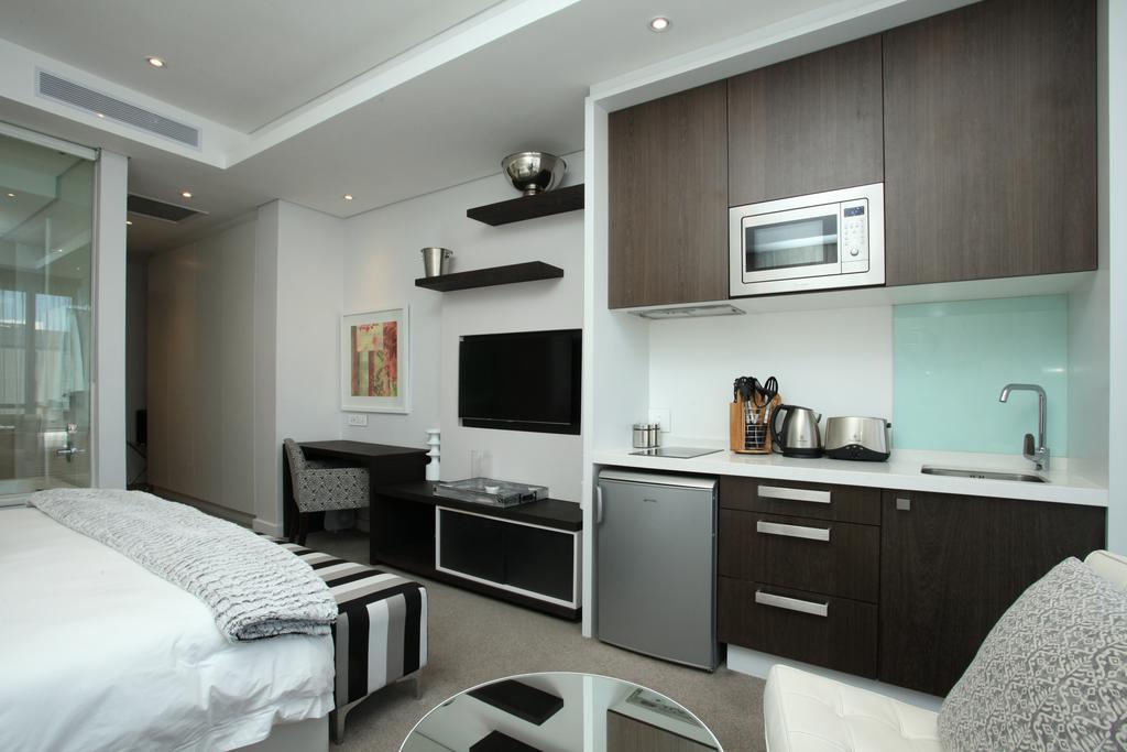 Luxury @ Sandton Skye Johannesburg Exterior foto